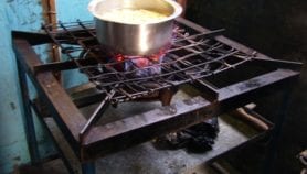Cuisiner au biogaz ‘réduit de moitié la fumée et ses substances toxiques’