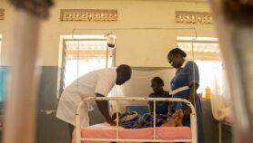 Cameroun : 27 000 travailleurs de la santé sans salaire