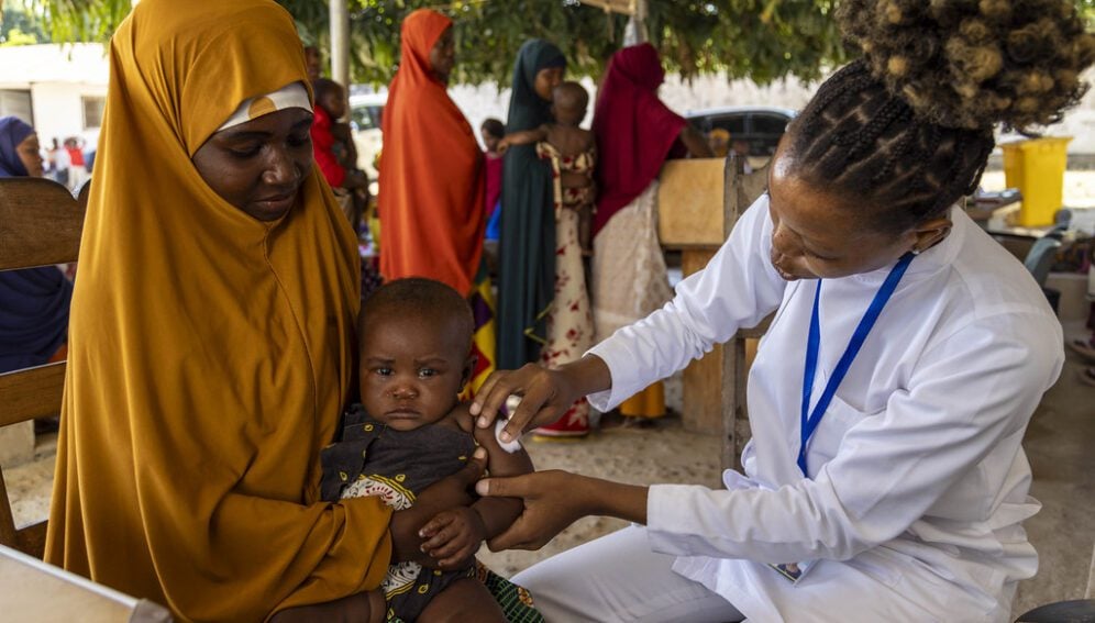 Children vaccination Africa