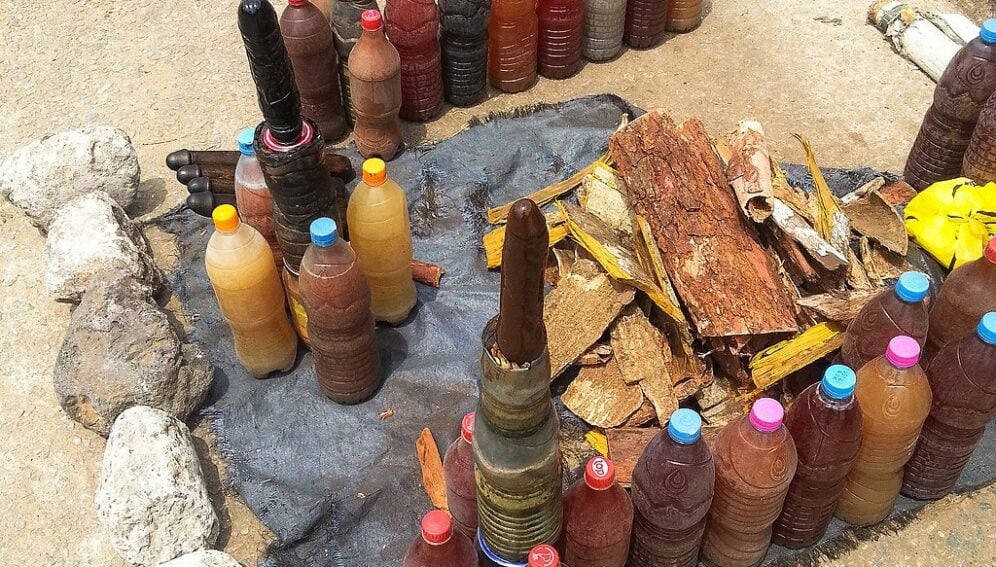 Médecine_traditionnelle_a_douala