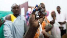 COVID-19 : Le vaccin rendu insidieusement obligatoire en Afrique