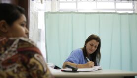 Estudiantes de medicina de Paraguay saben poco guaraní