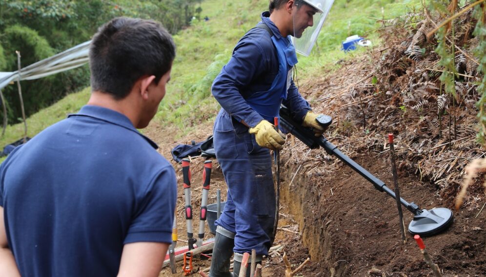 minas antipersona-Colombia-by HALO Trust.jpg