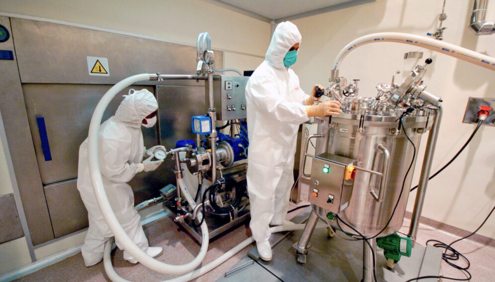 Laboratório de produção de vacinas, Biomanguinhos.