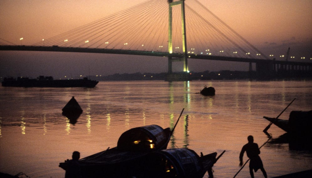 Calcutta-Bridge-Hooghly