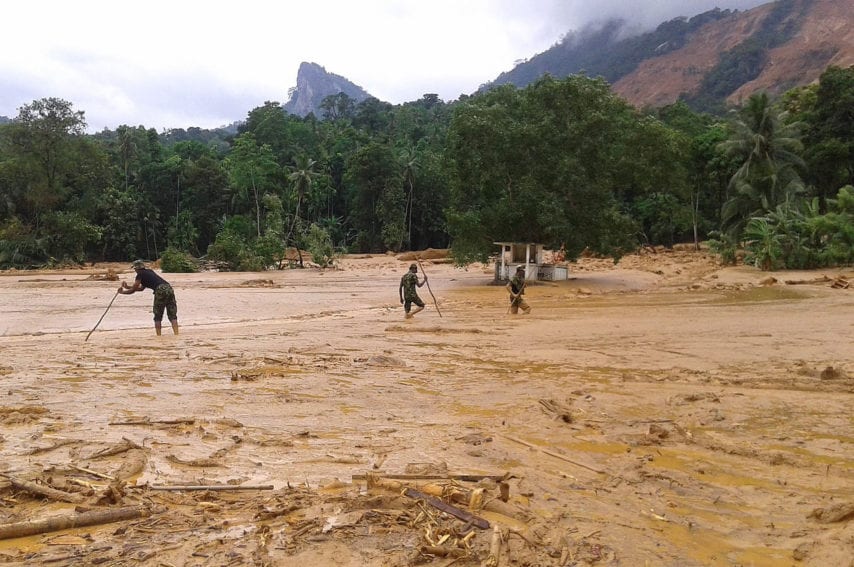The massive 17 May landslide in the Egalpitiya area buried three villages.  Only 33 bodies have been recovered with close to hundred people still missing.
