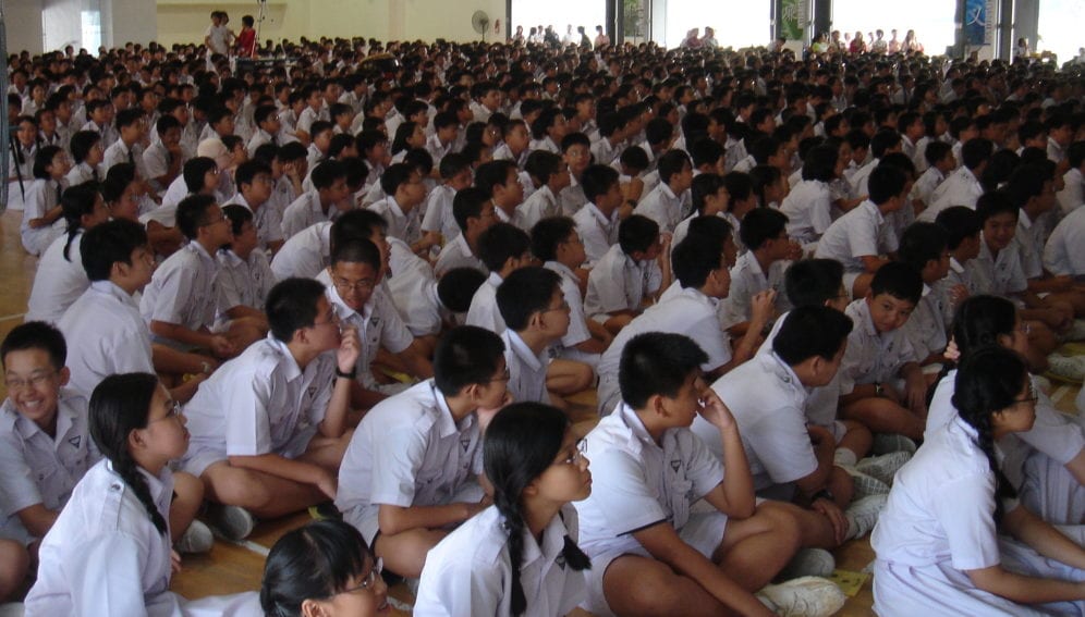 Students_of_Nan_Hua_High_School_Singapore