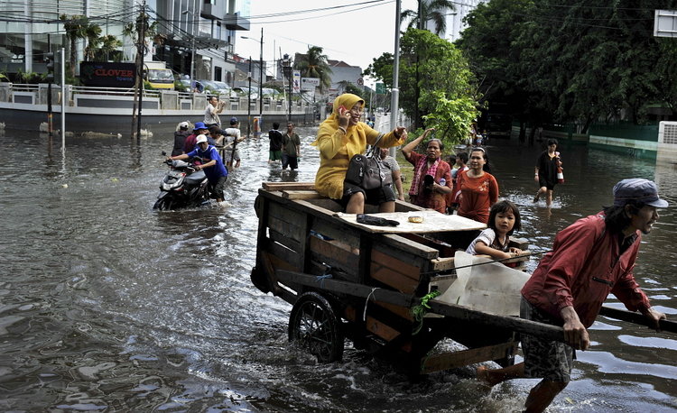 Flood Jakarta_Chris Stowers_Panos