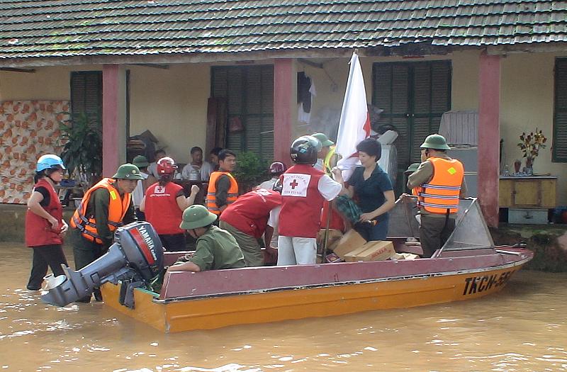 FLooding vietnam IFRC