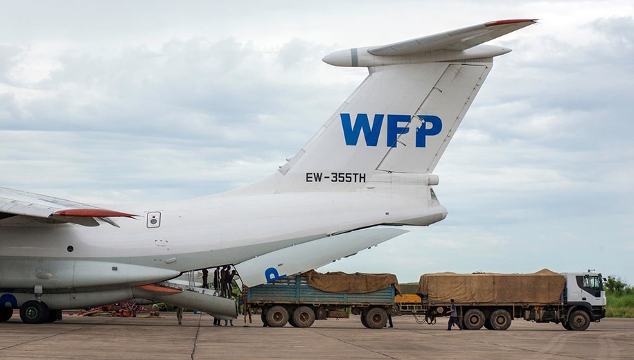 WFP plane - main
