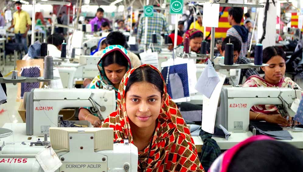 Workers at a garment factory in Gazipur, Bangladesh. Extreme heat is a major health risk for Bangladesh’s 4 million garment workers.