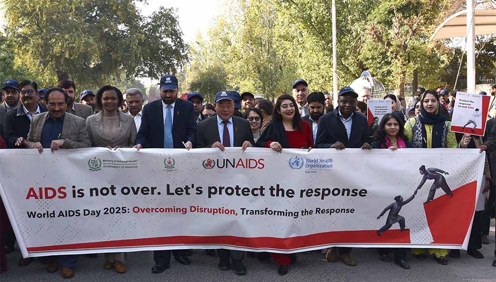 Top regional and national health officials in Pakistan leading an awareness walk to mark World AIDS Day last year. Pakistan has one of the fastest growing HIV epidemics.