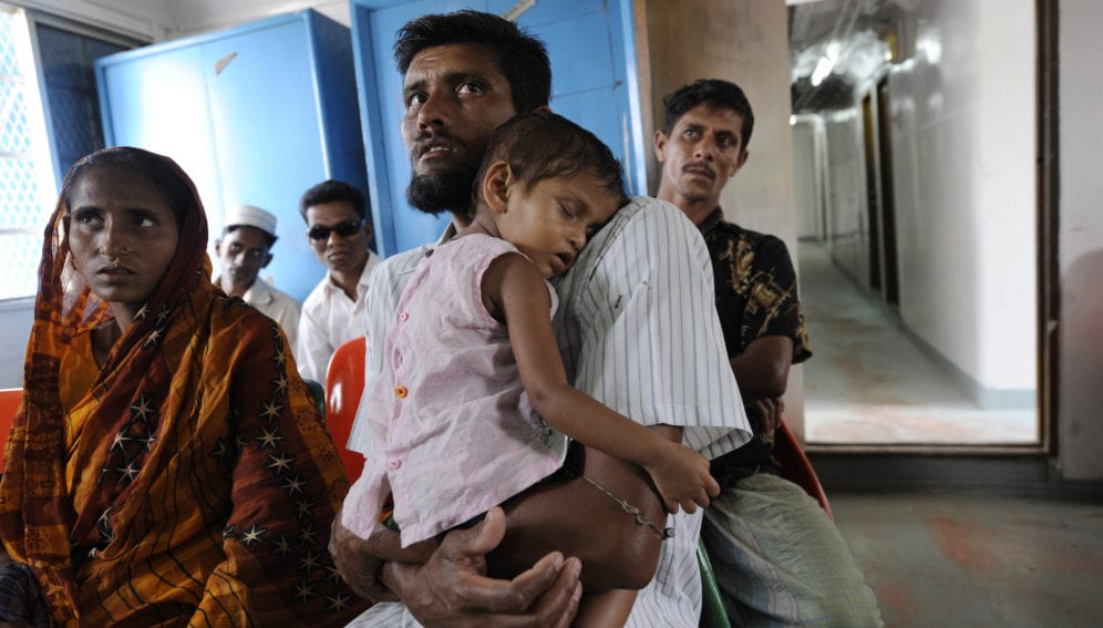 bangladesh-dehydration-child-hospital
