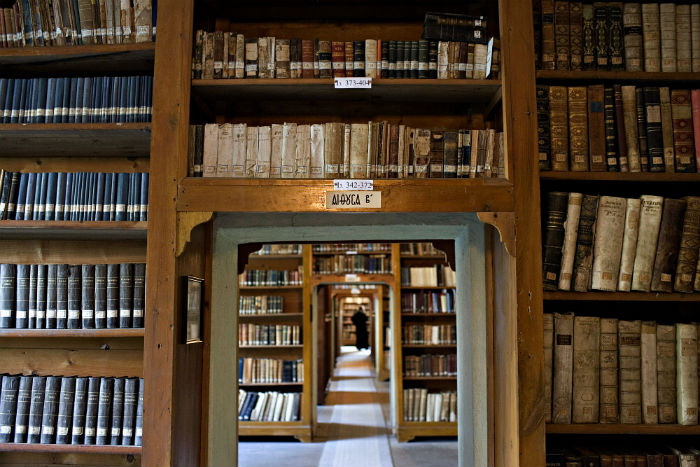 Books library history.jpg