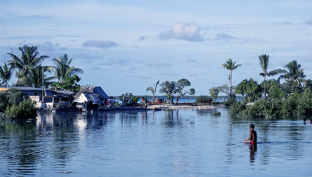 Kiribati flooded isles - MAIN