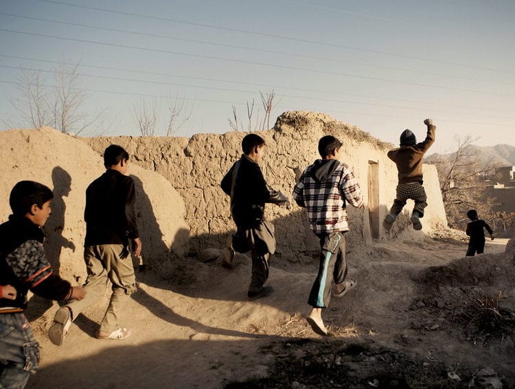 afghan_children_running