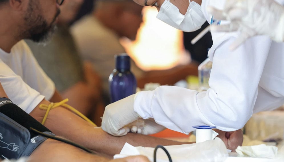 Dengue monitoring goes global