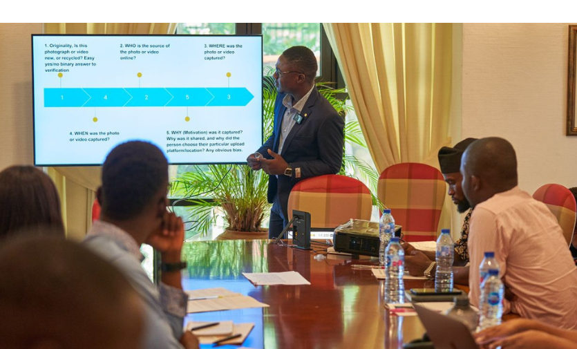 A fact-checking training session run by West African fact-check project Dubawa in Abuja looks at how to check the credibility of photos and video.