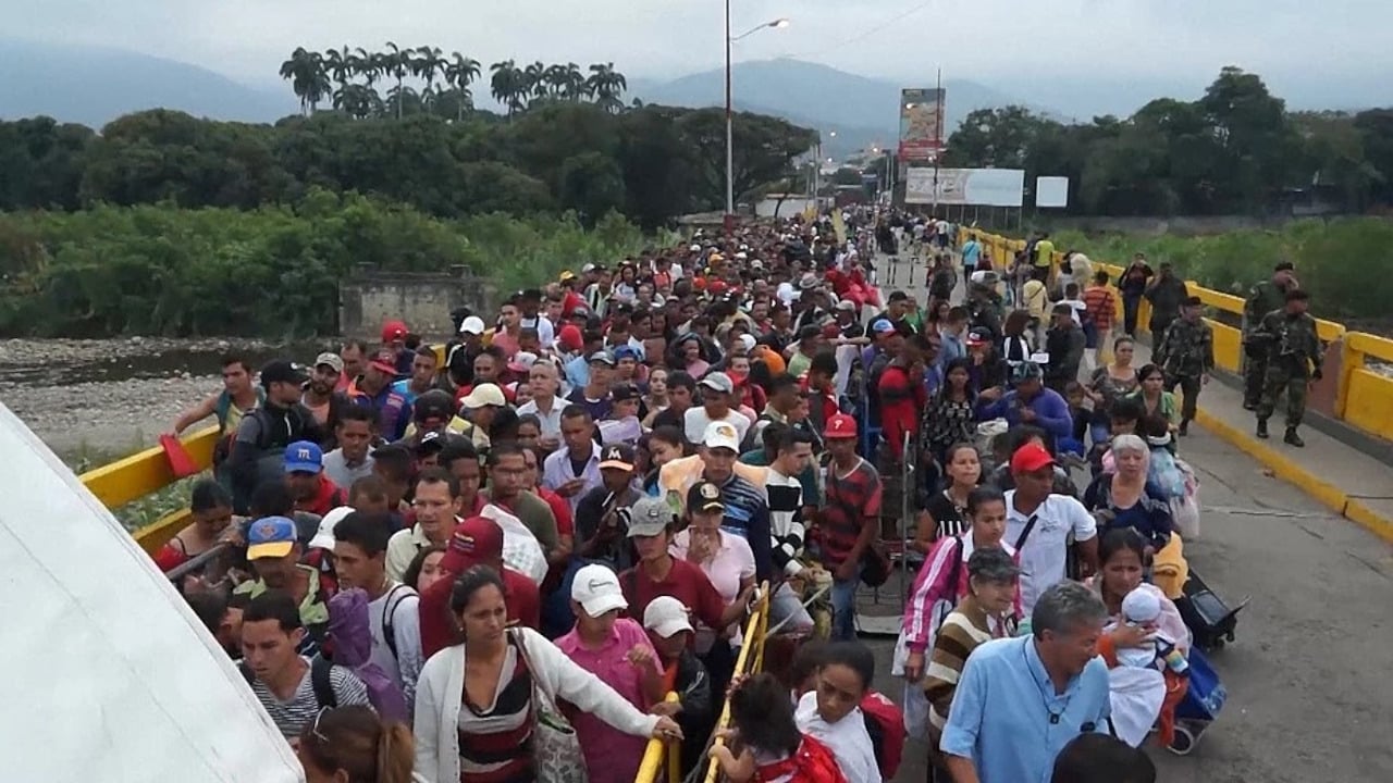 Human-led AI supports refugees