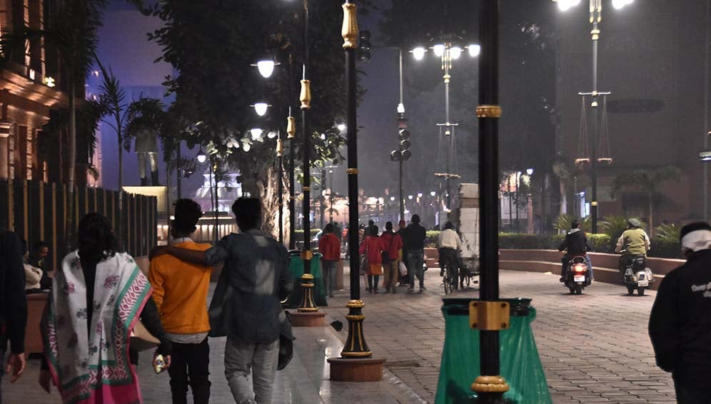 Surface ozone compounds heatwave deaths in India - study