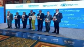 مبادرة لعلاج سوء التغذية تنكأ جراح ’تسييس المساعدات‘