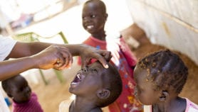 إلى أي مدى يثق الناس باللقاحات؟