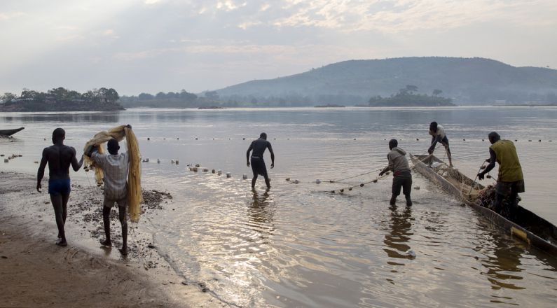 Fishermen on the Oubangui River in the early morning