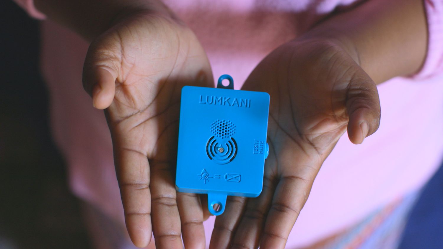 The Lumkani fire detectors measure the rate of rise in temperature in people’s homes and buildings. These low-cost devices are specially designed for the smoky conditions in South African shacks: they detect dangerous levels of heat, not smoke. 
