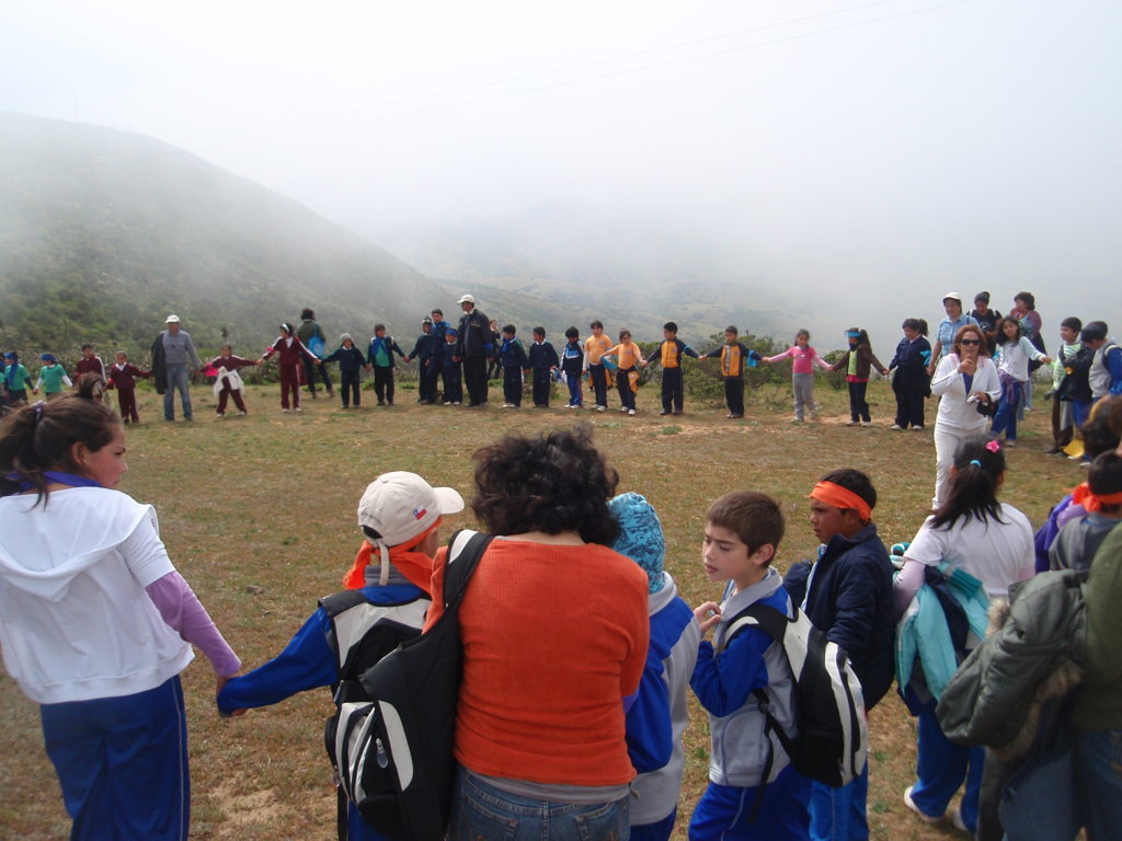 The Peña Blanca community has environmental programmes with schools from the region. It built a shelter on the hill to provide workshops and 2 kilometres of marked tracks and viewpoints.
