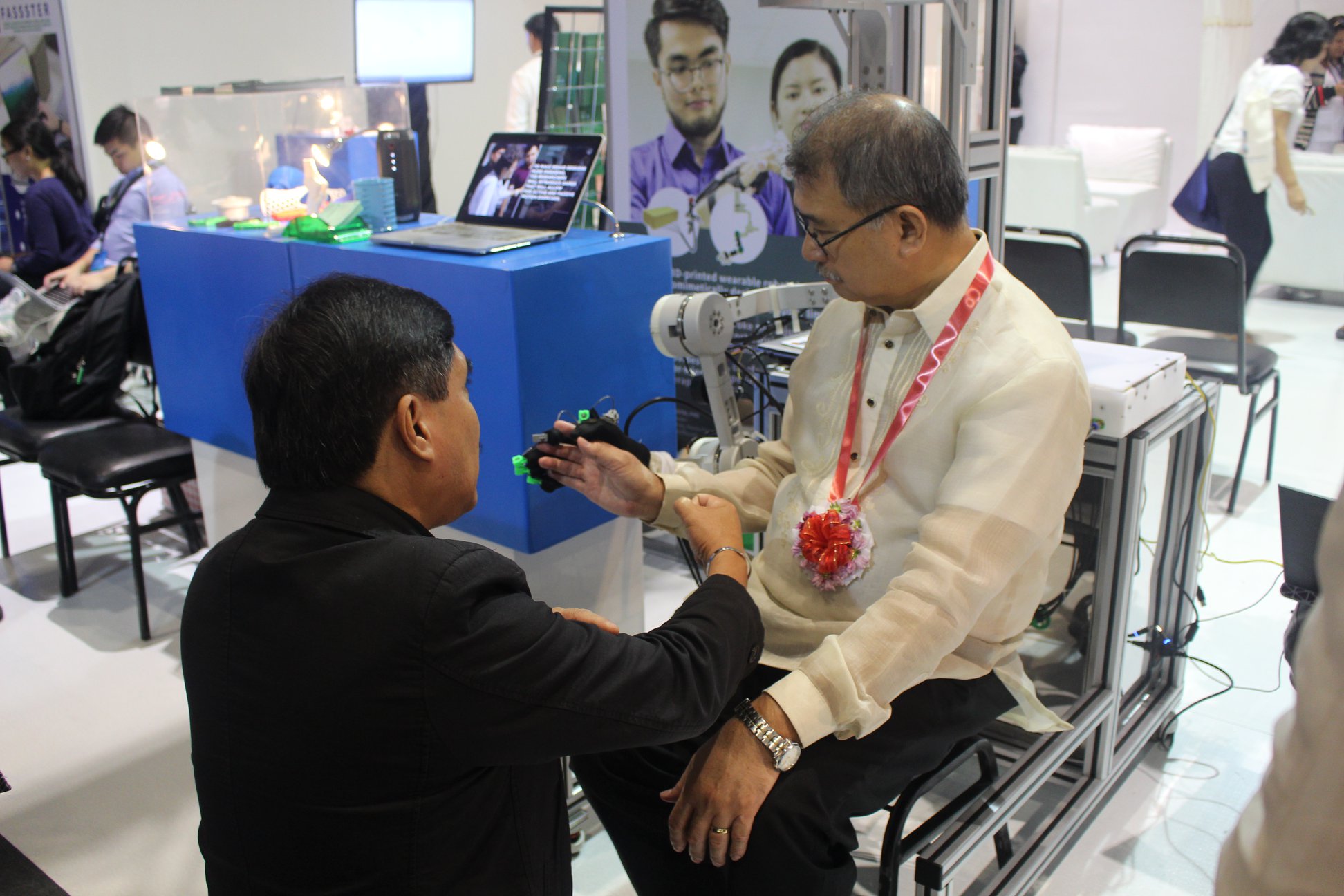 DOST Secretary trying out the Agapay project