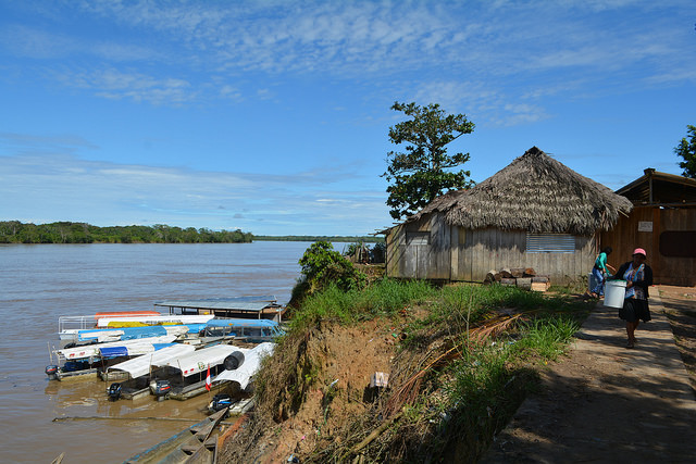 San Lorenzo, su gente y el Río Marañón