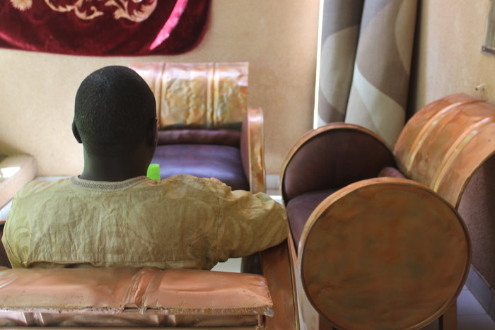 Fauteuil en tonneau Niger 2.JPG